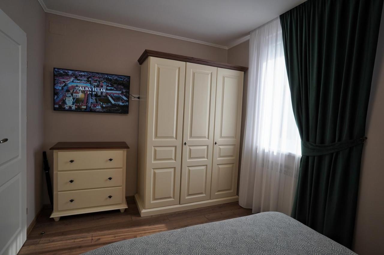 Apartamentul Cetatii Alba Iulia Esterno foto