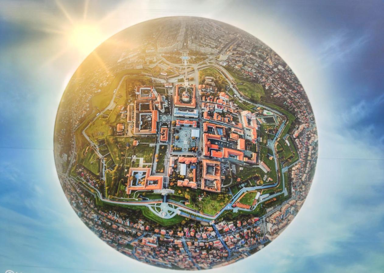 Apartamentul Cetatii Alba Iulia Esterno foto